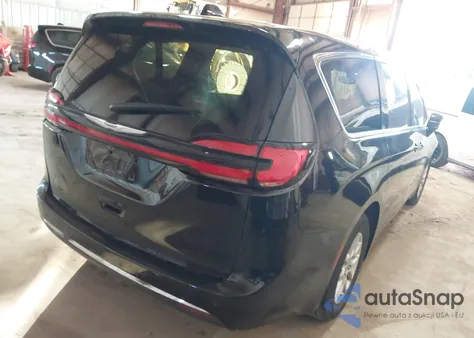 2025 Chrysler Pacifica Select from USA, damaged, VIN 2C4RC1BG2SR551196